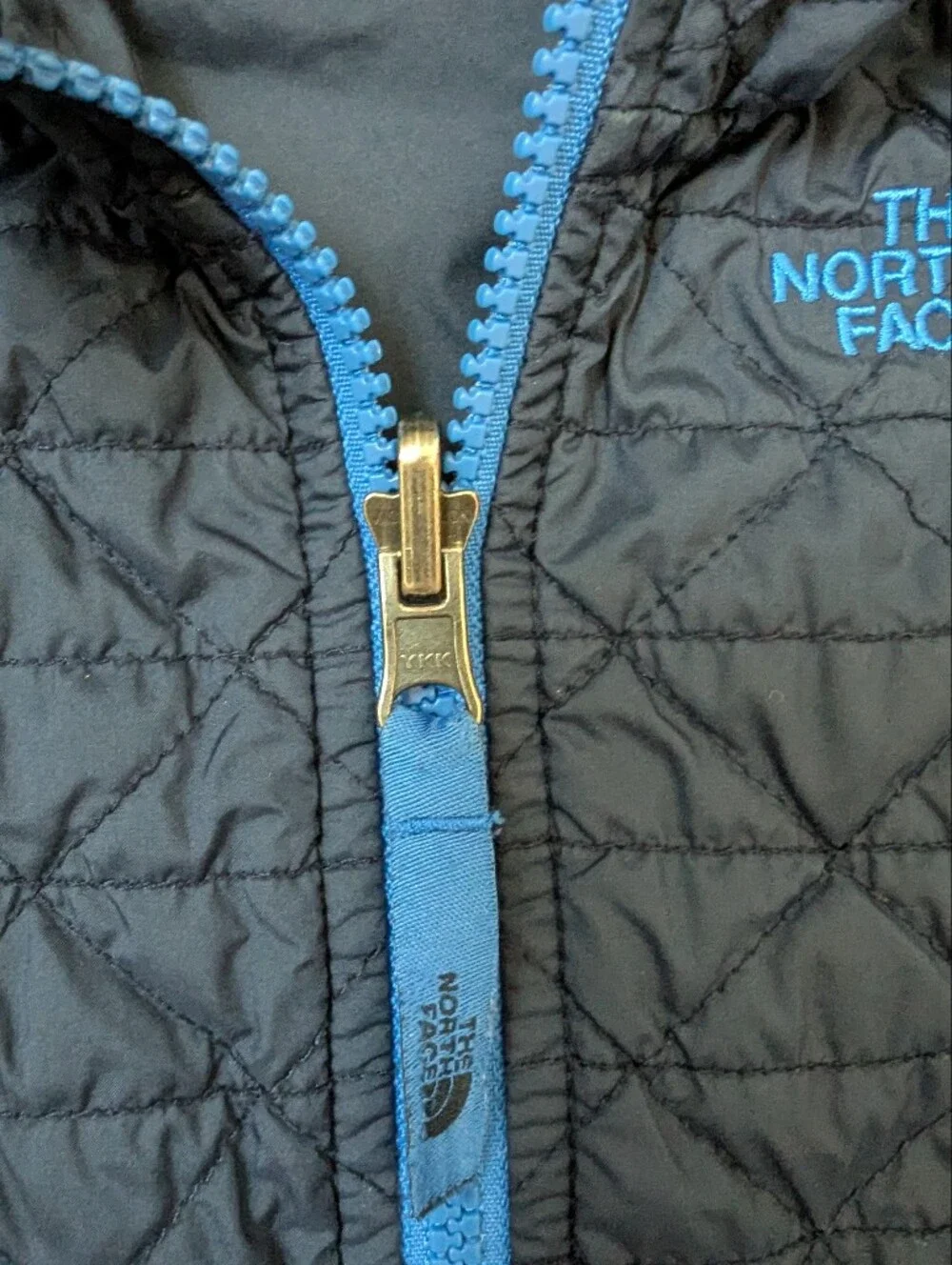The North Face Kids Navy Quilted Jacket with Gray Sweater Fleece Sleeves Size 3T